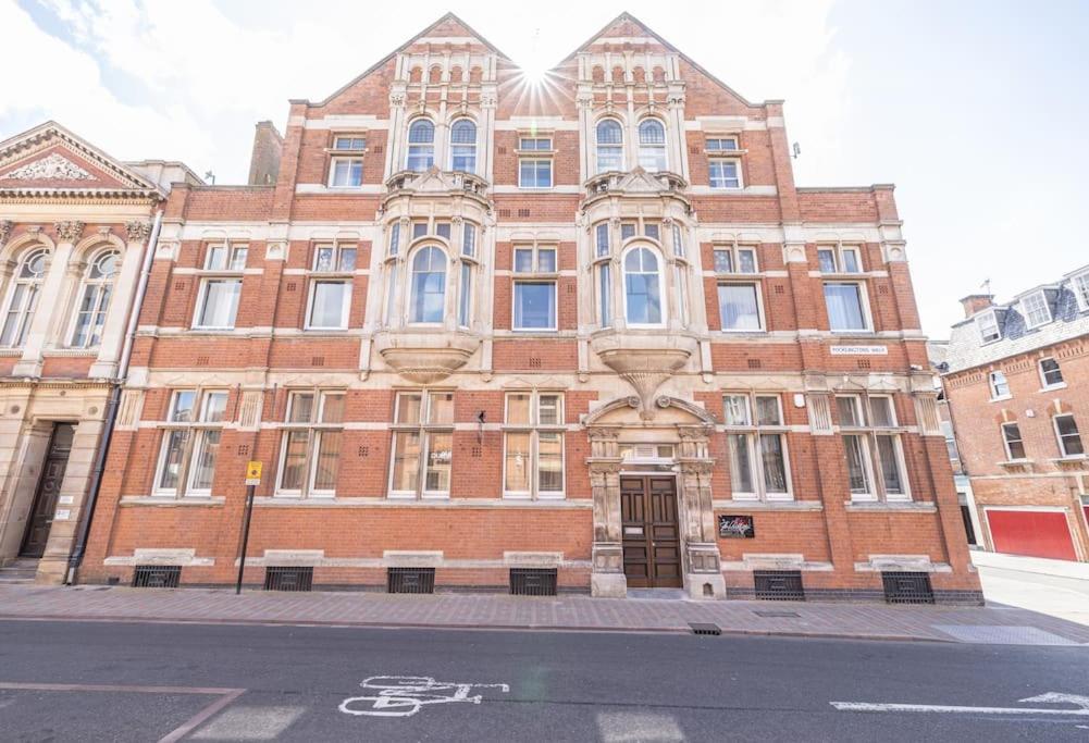 The Pocklington - The Magistrates Suite Leicester Esterno foto